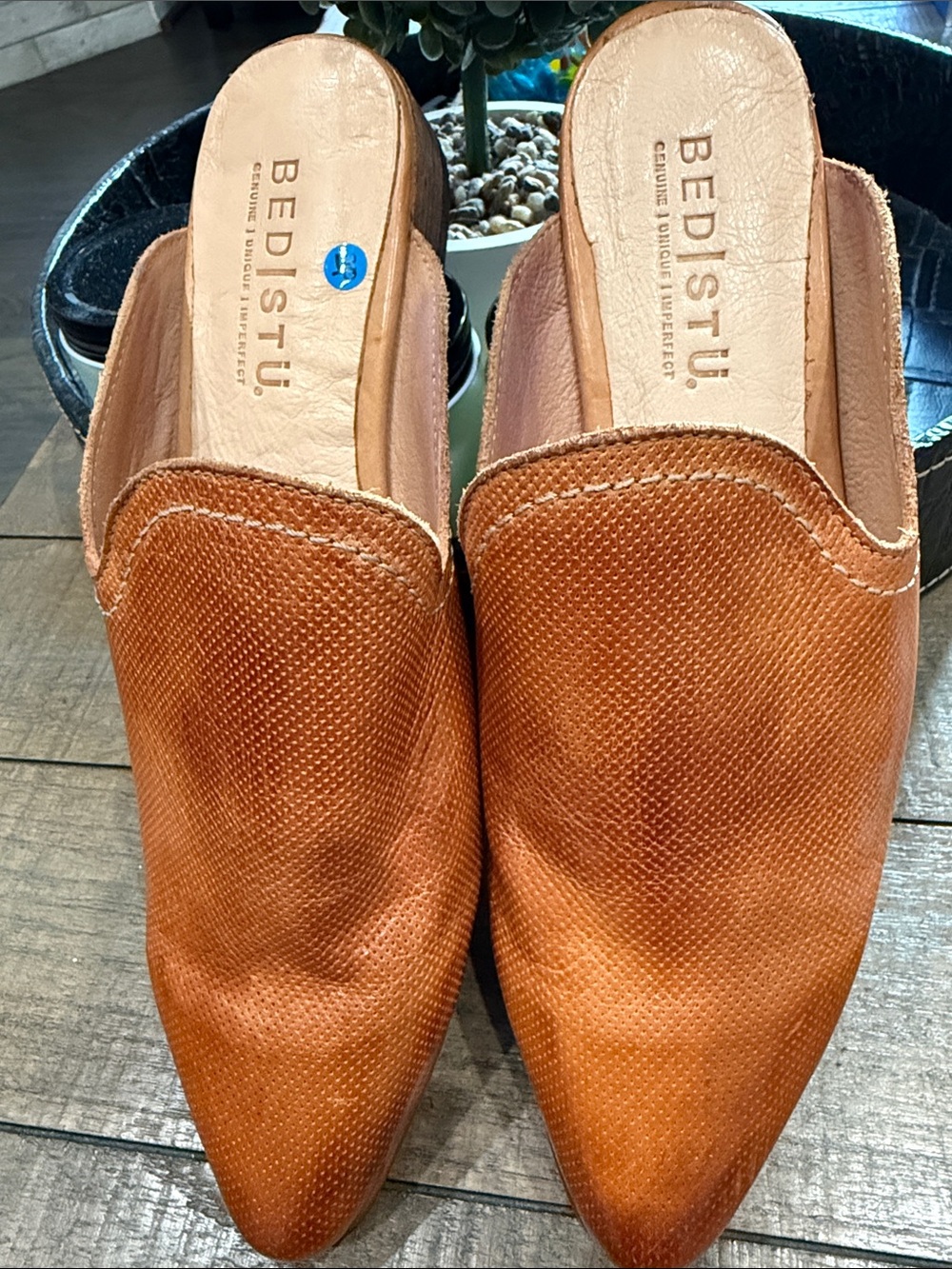 BED|STU Rust Cognac Pointed Leather Slip-On Mules